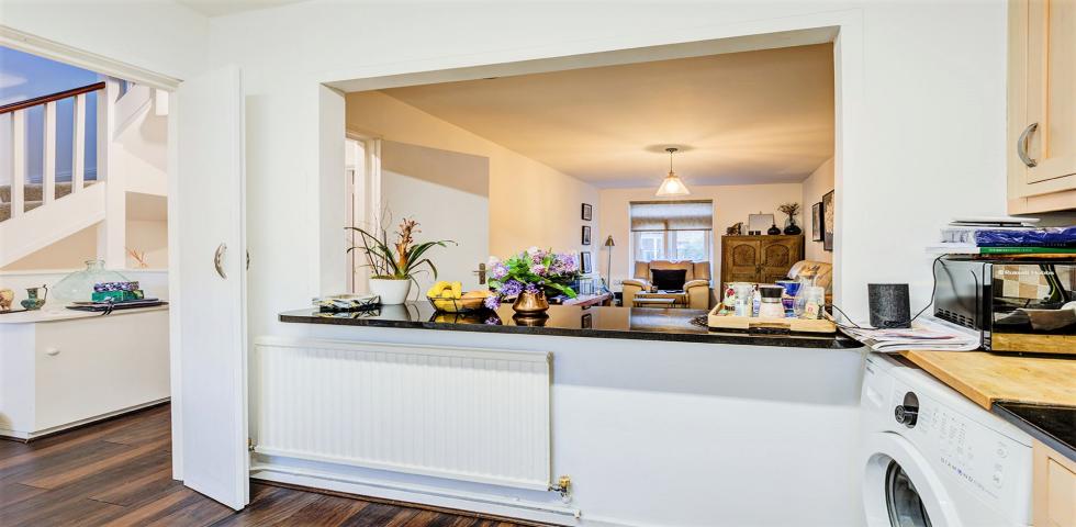 			2 Bedroom, 1 bath, 1 reception Flat			 Tavistock Crescent, PORTOBELLO/WESTBOURNE PARK